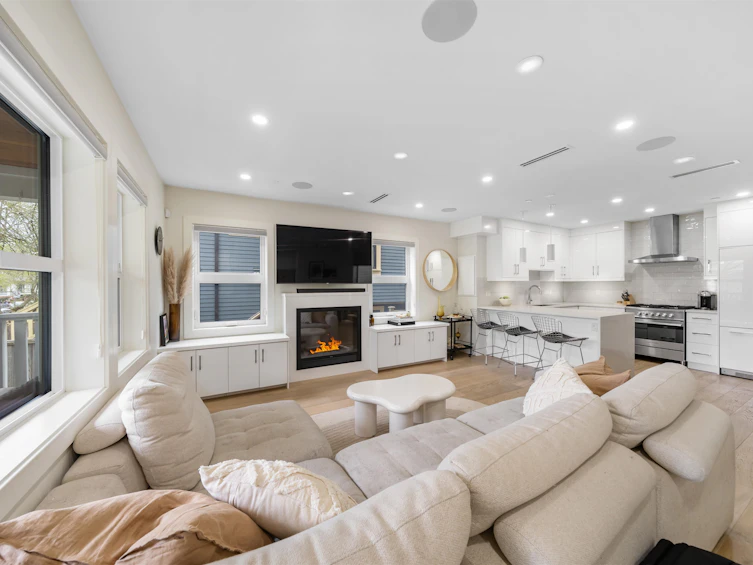 1758 E 14th Avenue, Vancouver, BC, V5N 2E2 - 6