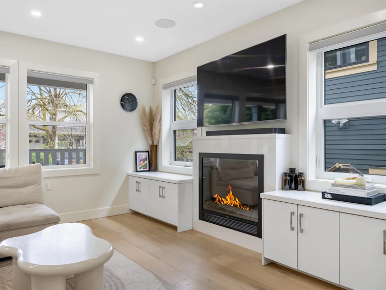 1758 E 14th Avenue, Vancouver, BC, V5N 2E2 - 3