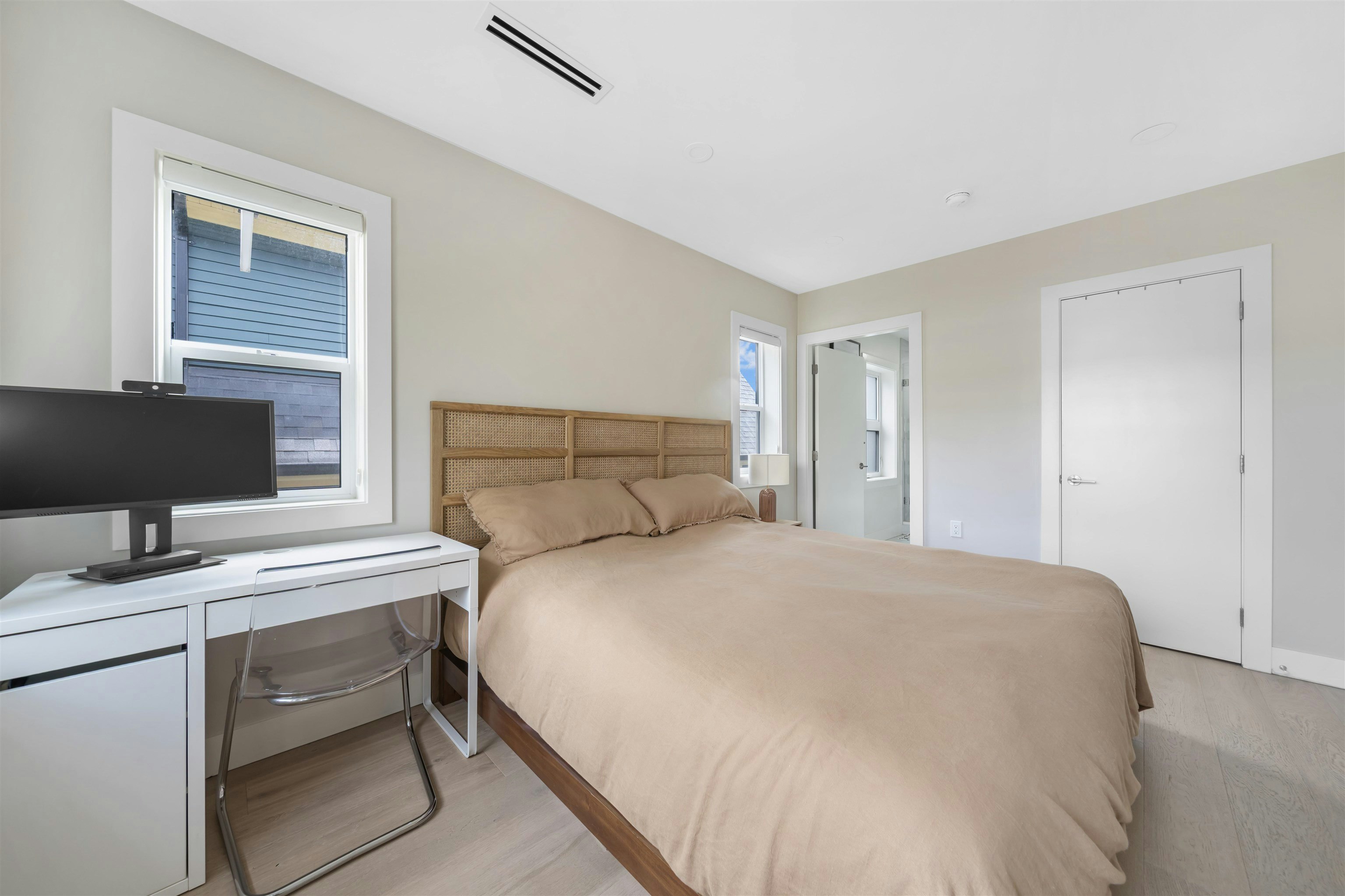 1758 E 14th Avenue, Vancouver, BC, V5N 2E2 - 14