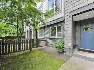 64-8355 164 Street - 5