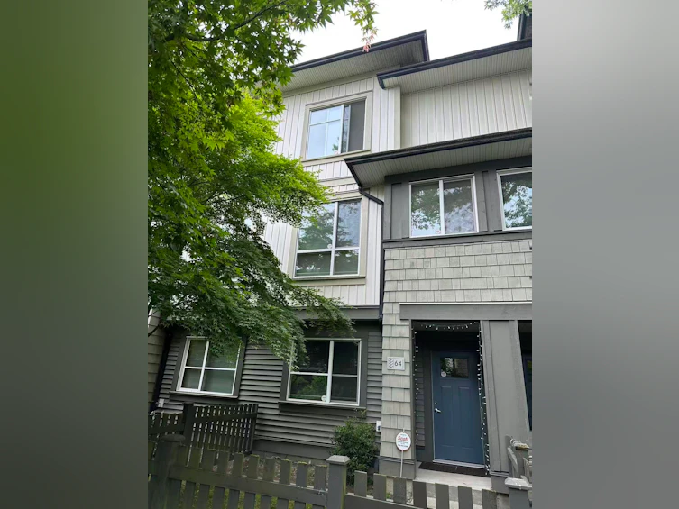 64-8355 164 Street, Surrey, BC, V4N 1E3