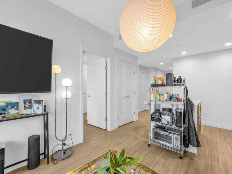 1105-2351 Beta Avenue, Burnaby, BC, V5C 0M2 - 8