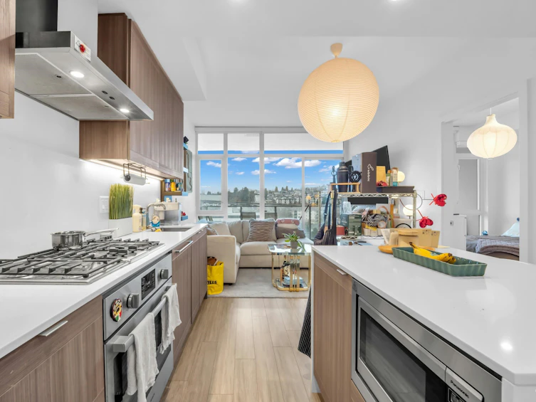1105-2351 Beta Avenue, Burnaby, BC, V5C 0M2 - 4