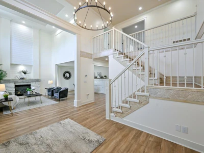 9709 Crown Crescent - 3