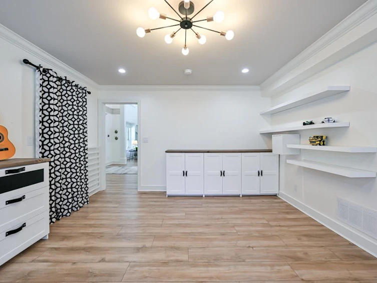 9709 Crown Crescent, Surrey, BC, V3V 2T7 - 11