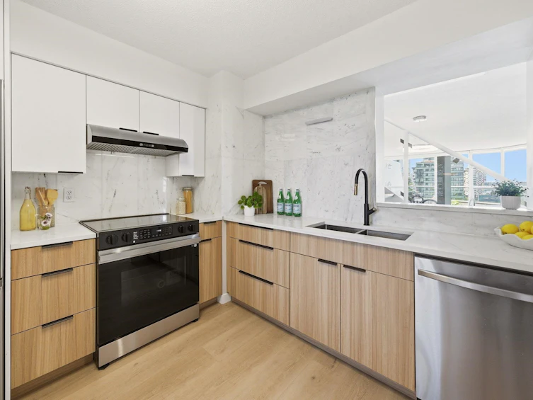 701-1771 Nelson Street, Vancouver, BC, V6G 1M6 - 13