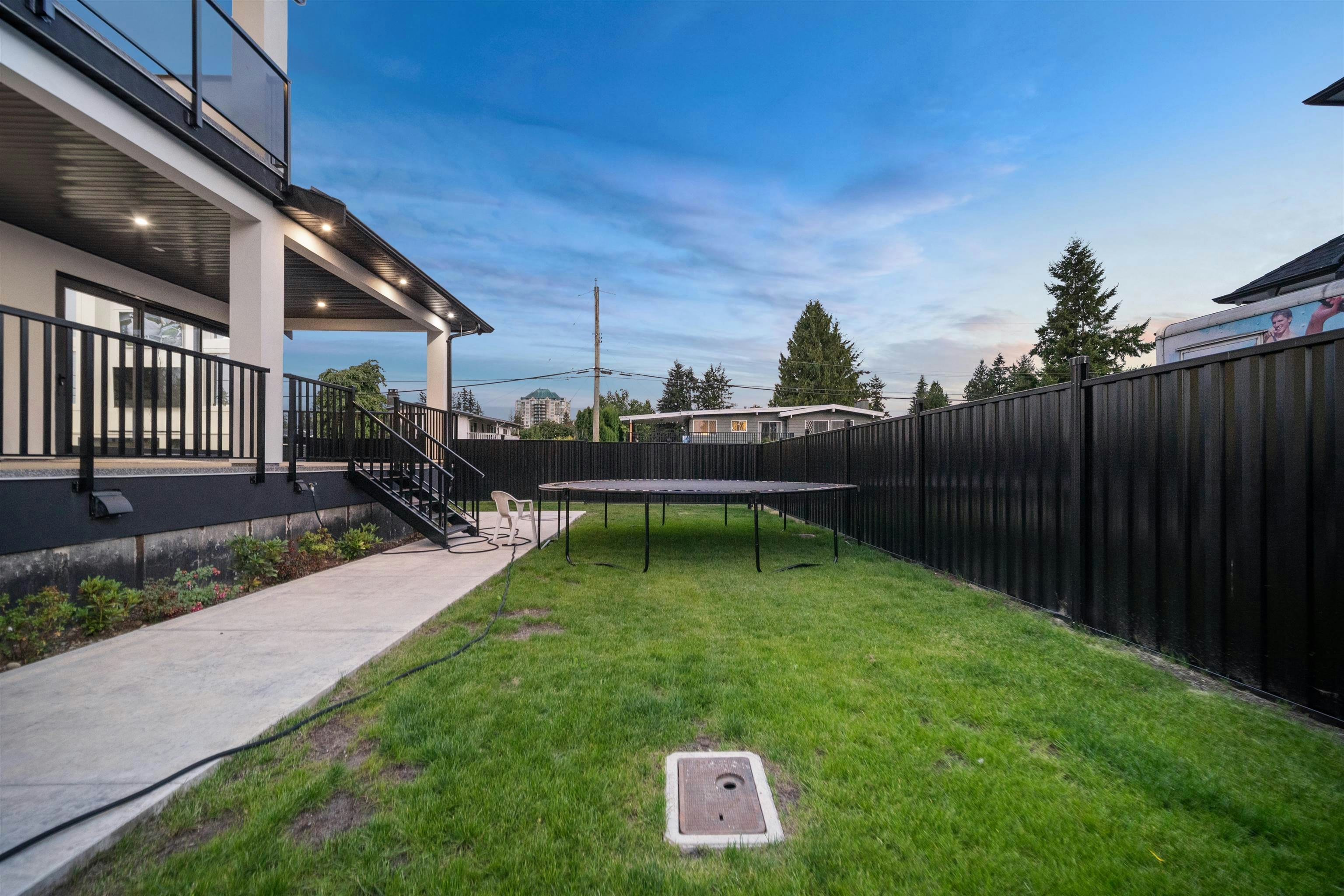 3051 Royal Street, Abbotsford, BC, V2T 2J1 - 9