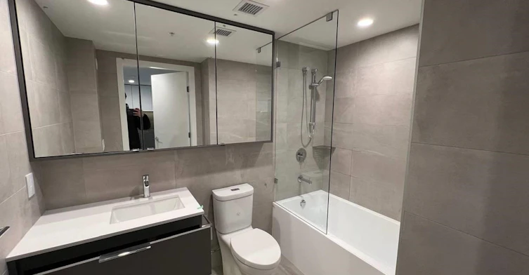 17XX-2135 Springer Avenue, Burnaby, BC, V5B 2Z6 - 6