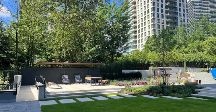 17XX-2135 Springer Avenue, Burnaby, BC, V5B 2Z6 - 10