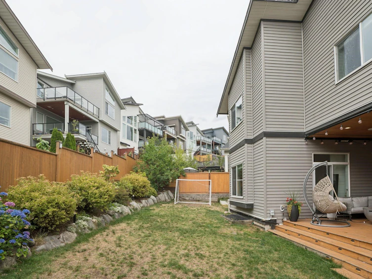 1402 Shay Street, Coquitlam, BC, V3E 0L5 - 38