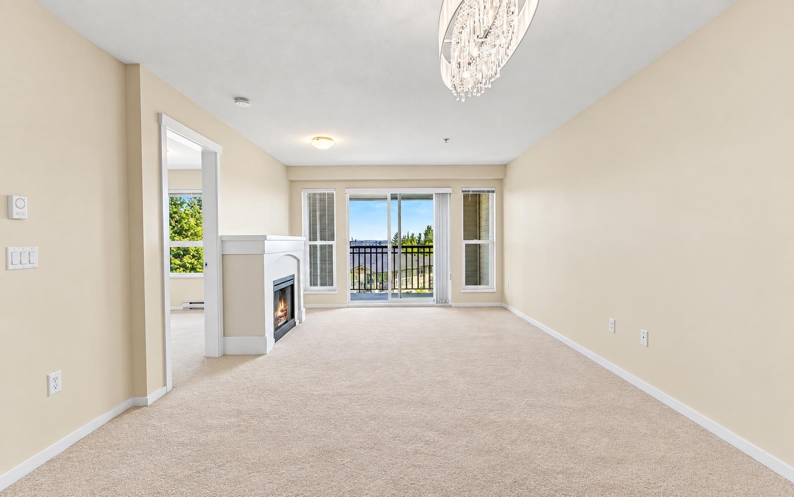 201-3082 Dayanee Springs Boulevard - 2