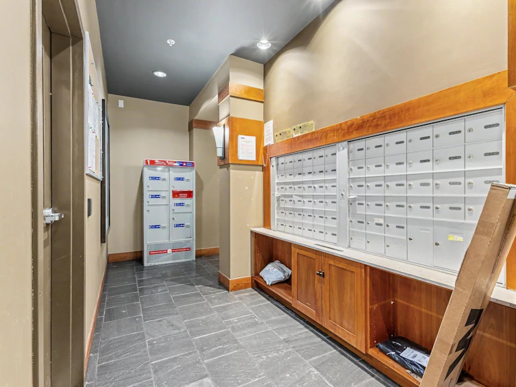 201-3082 Dayanee Springs Boulevard, Coquitlam, BC, V3E 0A3 - 24