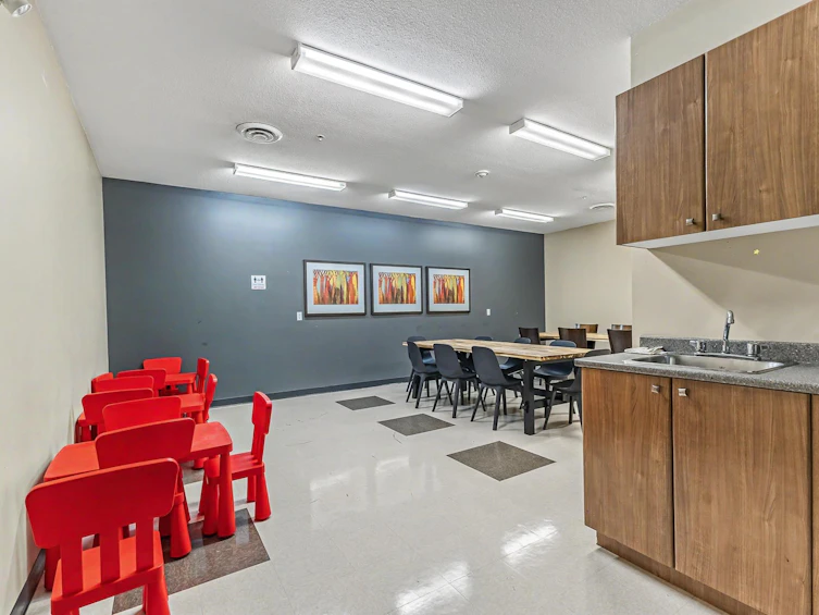 201-3082 Dayanee Springs Boulevard, Coquitlam, BC, V3E 0A3 - 31