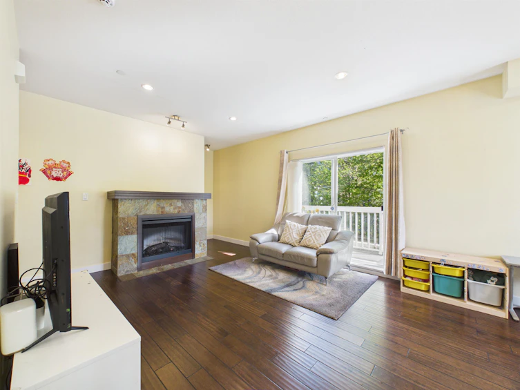 141-7388 Macpherson Avenue, Burnaby, BC, V5J 0A1 - 9