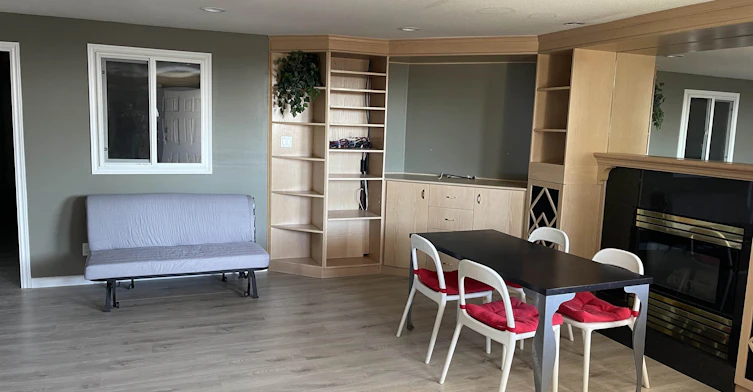 7100 Ridgeview Drive, Burnaby, BC, V5A 4V3 - 5
