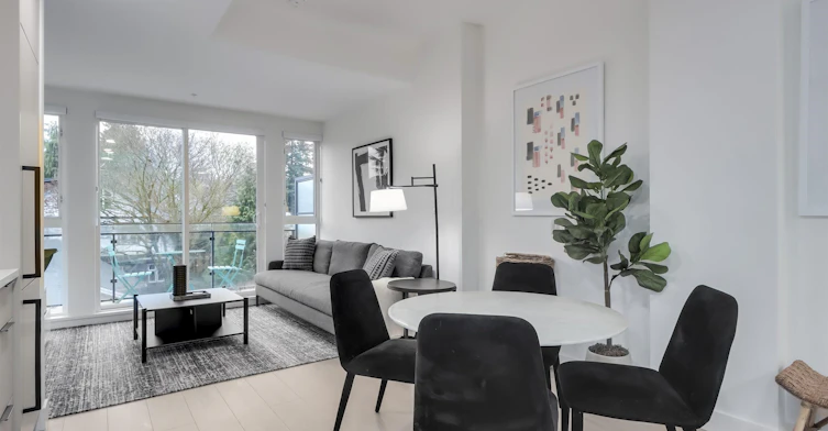 41*-422 E 3rd Street, North Vancouver, BC, V7L 1G2 - 2