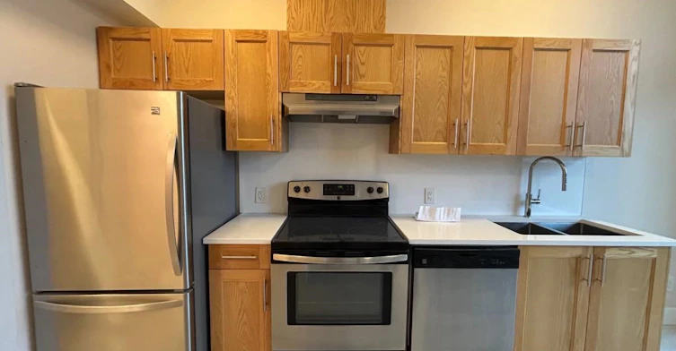 4XX-191 11th Avenue, Vancouver, BC, V5T 2C1