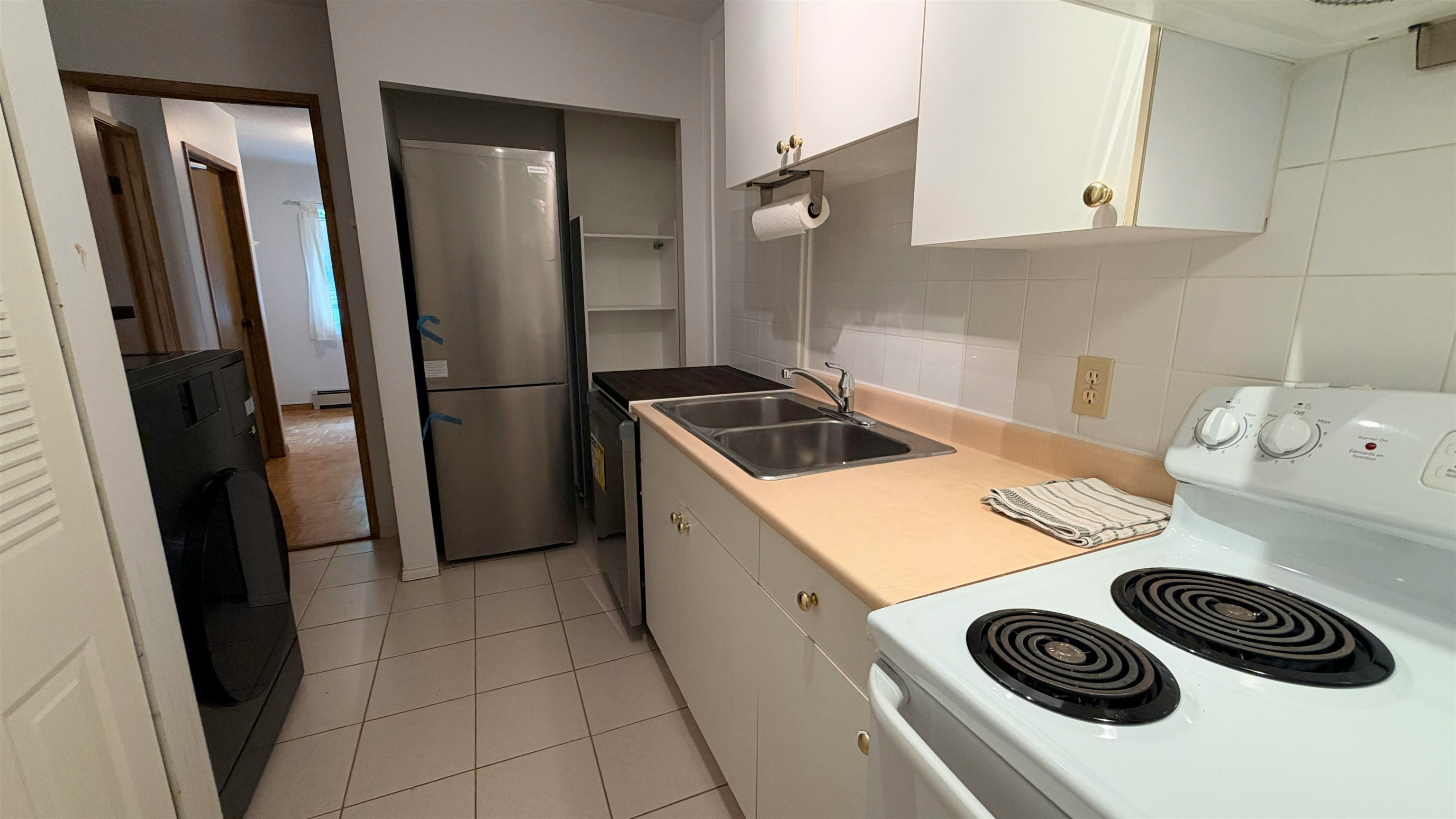 Back unit-8607 Selkirk Street, Vancouver, BC, V6P 4J2 - 7