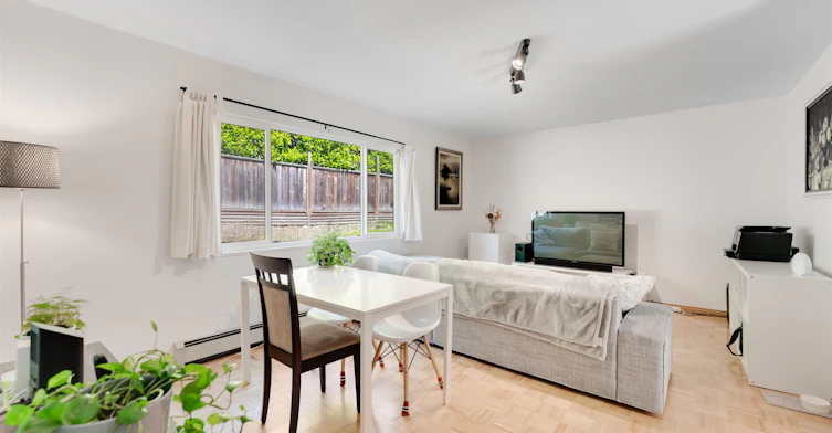 Back unit-8607 Selkirk Street, Vancouver, BC, V6P 4J2 - 3