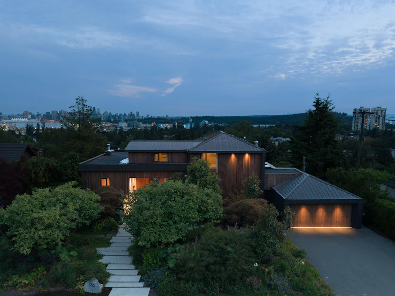 1295 W Keith Road, North Vancouver BC V7P 1Y9