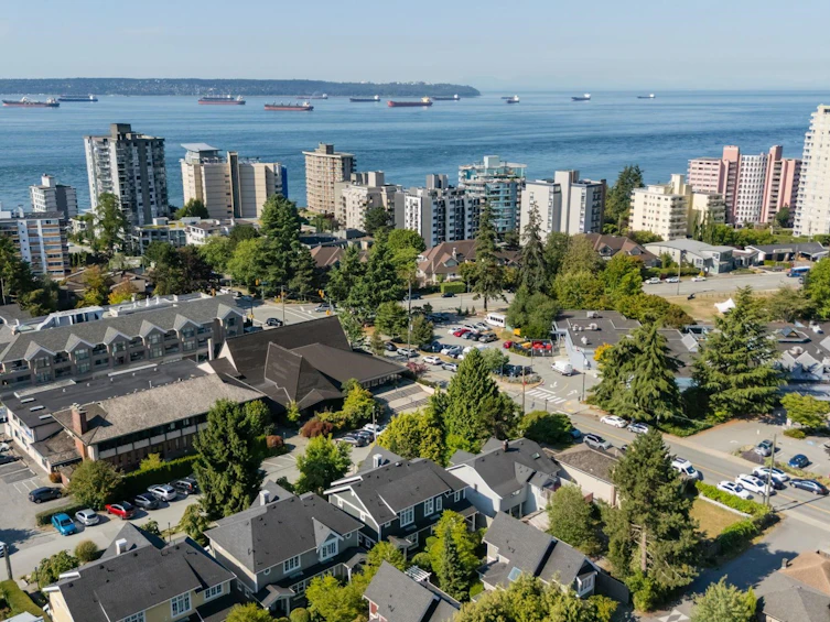 2071 Esquimalt Avenue, West Vancouver, BC, V7V 1S3 - 37