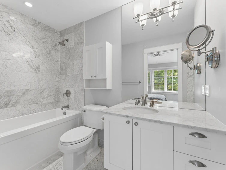 2071 Esquimalt Avenue, West Vancouver, BC, V7V 1S3 - 19