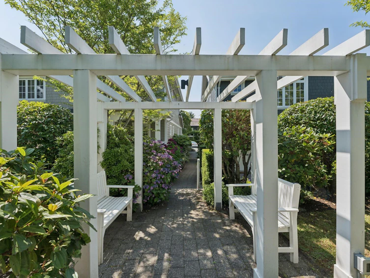 2071 Esquimalt Avenue, West Vancouver, BC, V7V 1S3 - 33