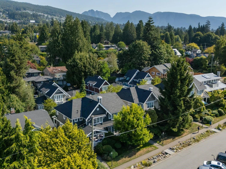 2071 Esquimalt Avenue, West Vancouver, BC, V7V 1S3 - 39