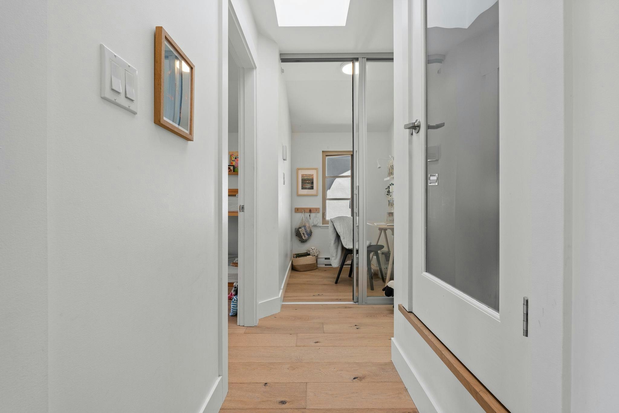 3261 W 2nd Avenue, Vancouver, BC, V6K 1K9 - 27