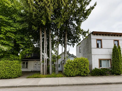 4756 Fraser Street - 2
