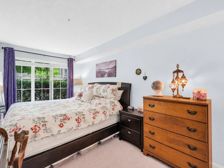 112-14877 100 Avenue, Surrey, BC, V3R 3H1