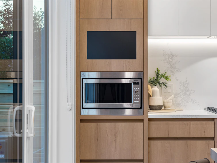 1-2435 Napier Street, Vancouver, BC, V5K 2W2 - 7