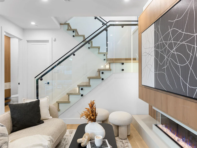 1-2435 Napier Street, Vancouver, BC, V5K 2W2 - 3