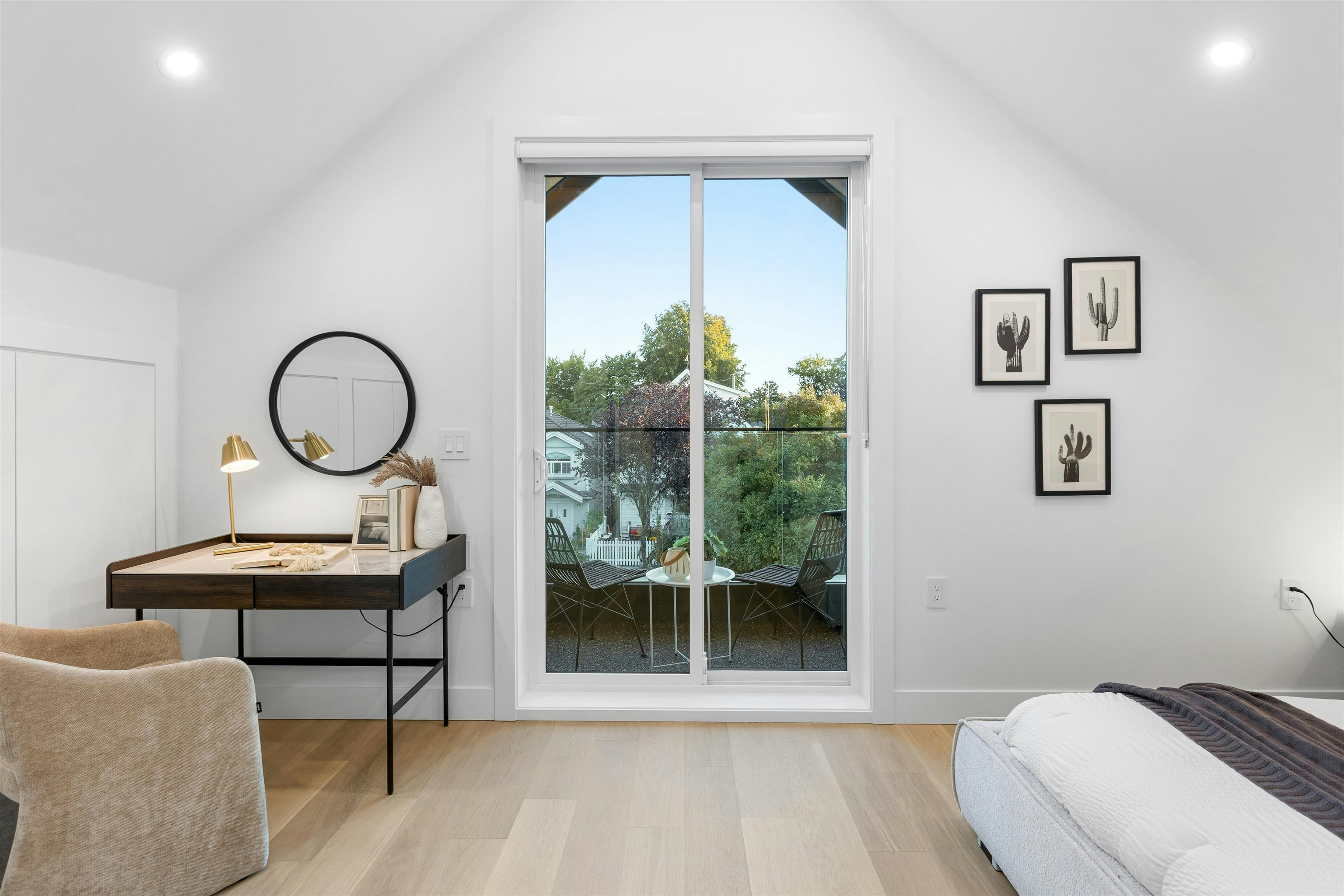 1-2435 Napier Street, Vancouver, BC, V5K 2W2 - 12