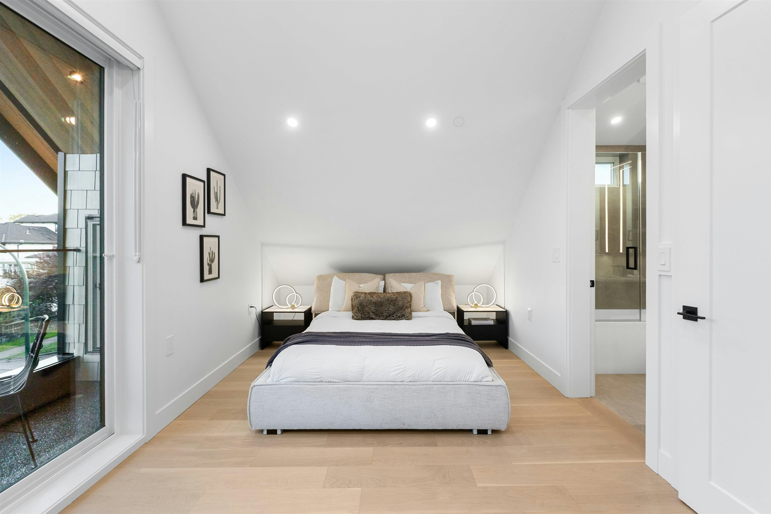 1-2435 Napier Street, Vancouver, BC, V5K 2W2 - 13