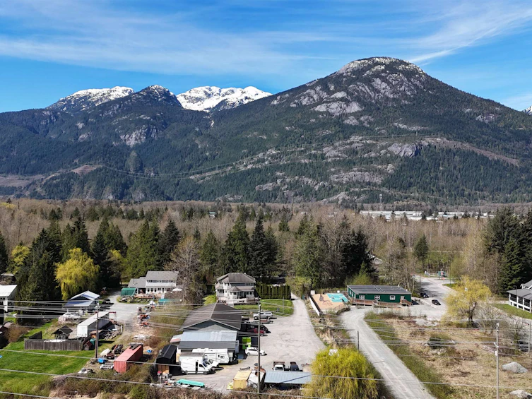 38940 Loggers Lane, Squamish, BC, V8B 0A4 - 36