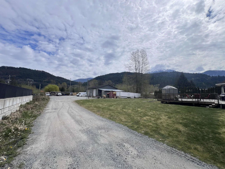38940 Loggers Lane, Squamish, BC, V8B 0A4 - 18