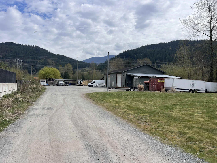 38940 Loggers Lane, Squamish, BC, V8B 0A4 - 17