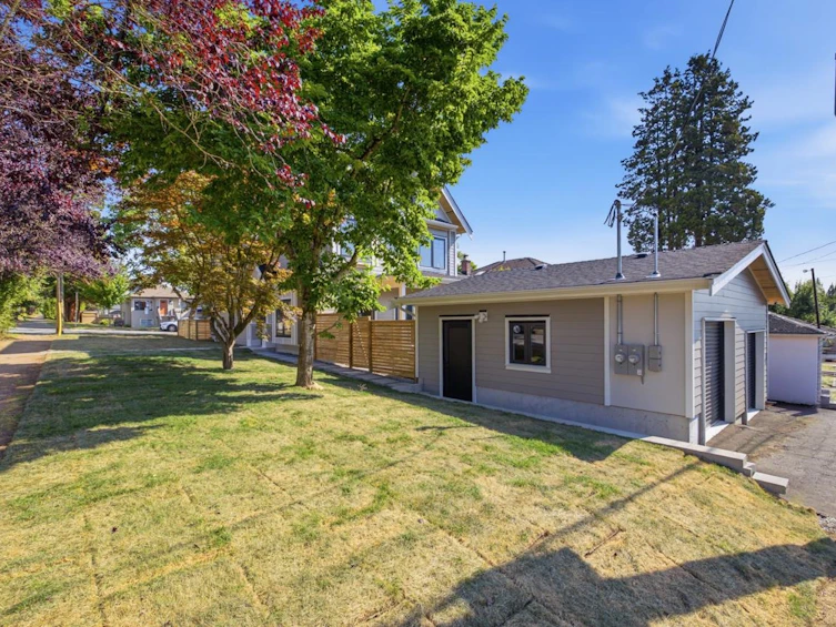 708 Windermere Street, Vancouver, BC, V5K 2L3 - 31