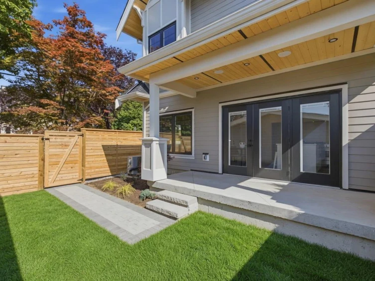 708 Windermere Street, Vancouver, BC, V5K 2L3 - 29