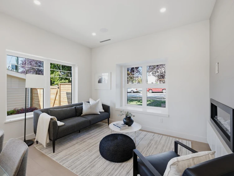 708 Windermere Street, Vancouver, BC, V5K 2L3 - 11