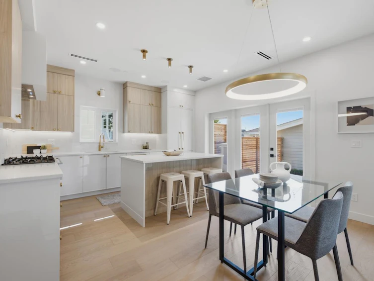 708 Windermere Street, Vancouver, BC, V5K 2L3 - 7