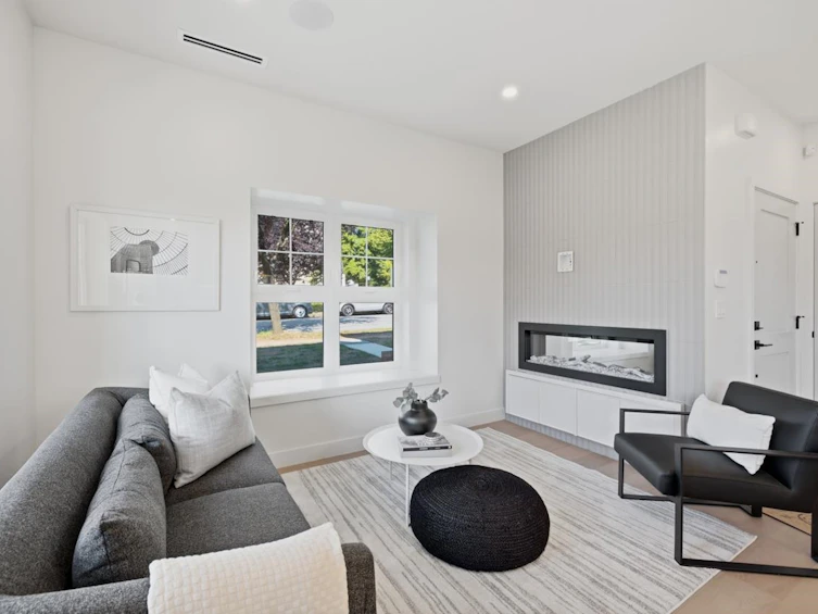 708 Windermere Street, Vancouver, BC, V5K 2L3 - 6