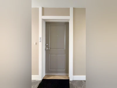 404-5631 Inlet Avenue - 3