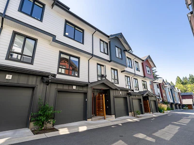 9-10527 155 Street - 2