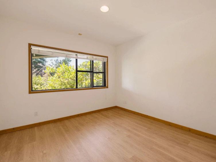 13102 13 Avenue, Surrey, BC, V4A 1B8 - 21