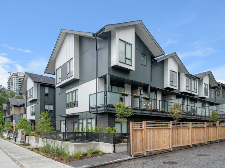 107-7161 17th Avenue, Burnaby, BC, V3N 0K1 - 13