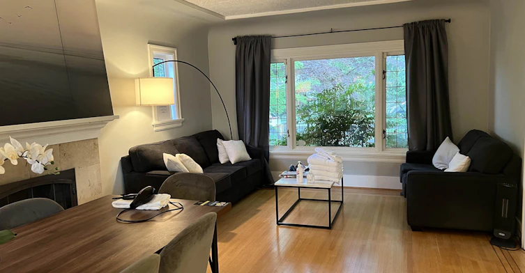 3567 W 26th, Vancouver, BC, V6S 1N8 - 3