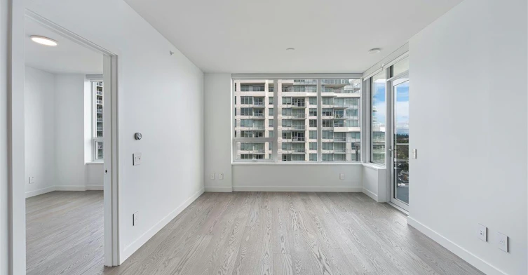 1304-15165 Thrift Avenue, Surrey, BC, V4B 0C1 - 5