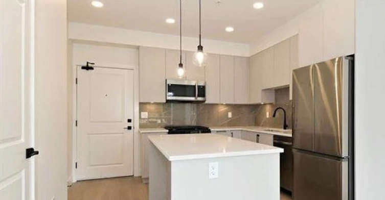 3528 146a Street, Surrey, BC, V4P 1B2 - 3